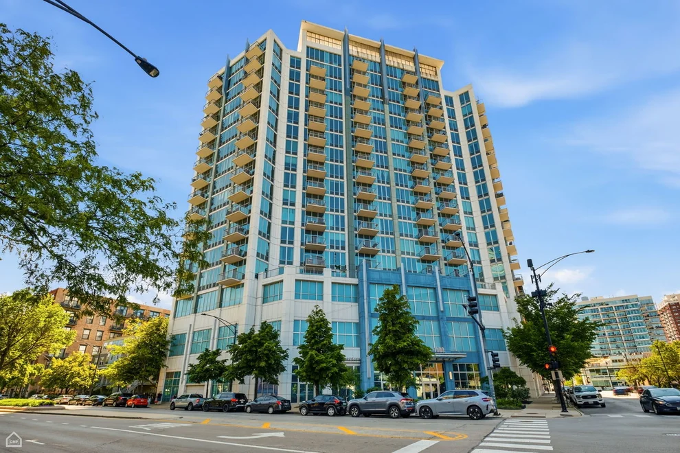Unit for sale at 1600 S Indiana Avenue, Chicago, IL 60616