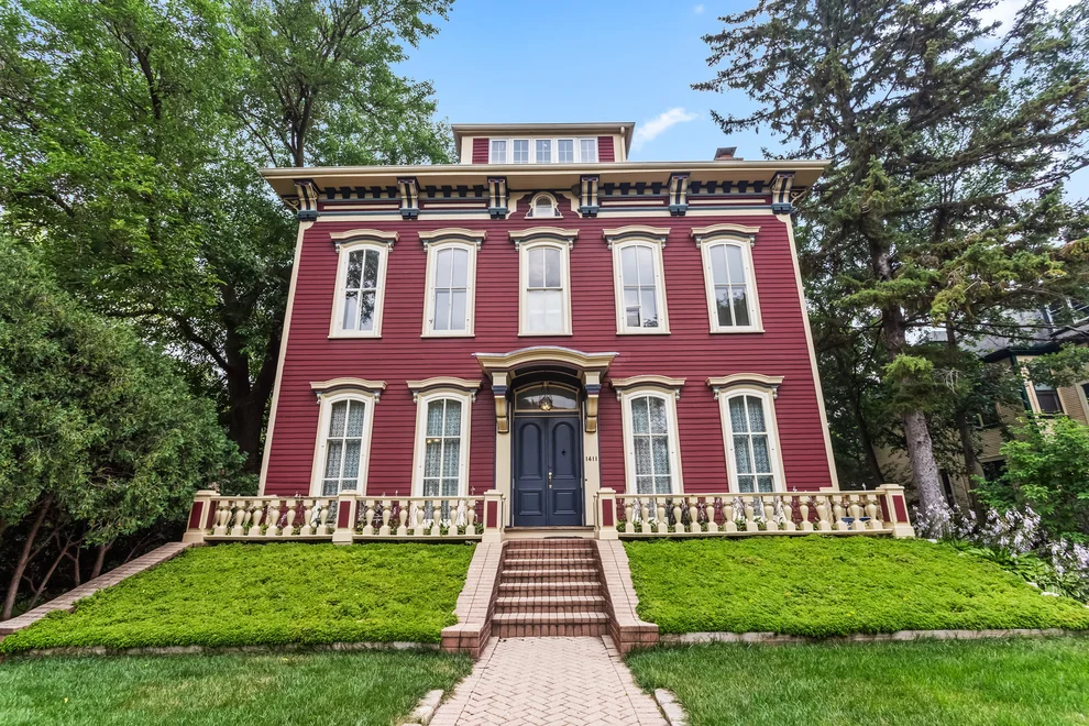 Unit for sale at 1411 Maple Avenue, Evanston, IL 60201