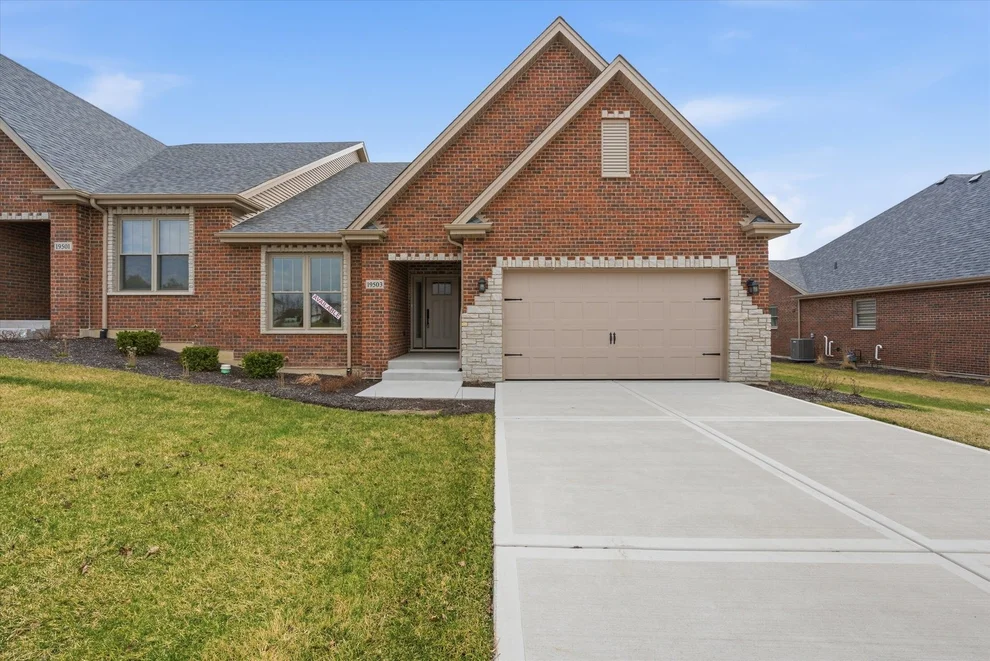 Unit for sale at 19503 TRAMORE Lane, Mokena, IL 60448