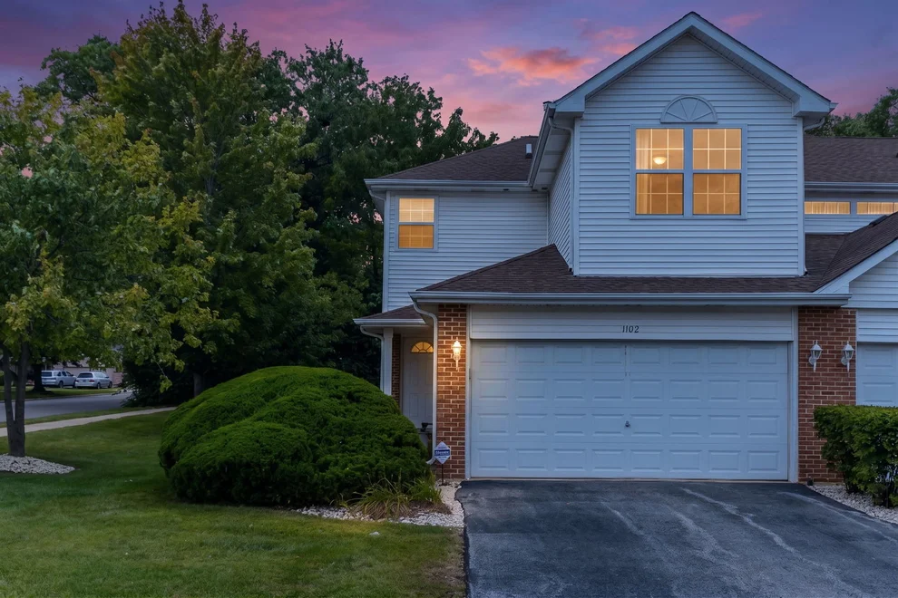 Unit for sale at 1102 COVENTRY Circle, Glendale Heights, IL 60139