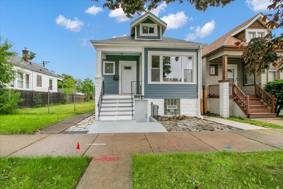 Unit for sale at 6233 S Claremont Avenue, Chicago, IL 60636
