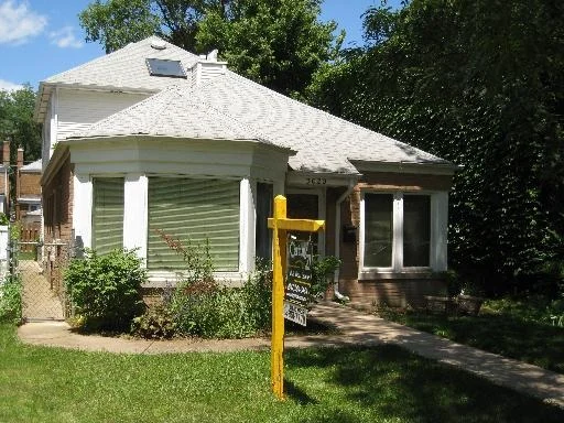 Unit for sale at 3020 W SHERWIN Avenue, CHICAGO, IL 60645