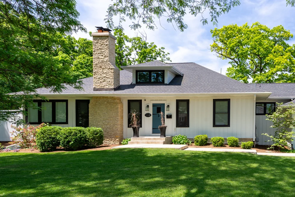 Unit for sale at 1045 N 5th Avenue, St. Charles, IL 60174