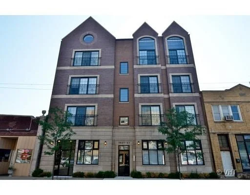 Unit for sale at 3815 N KEDZIE Avenue, Chicago, IL 60618