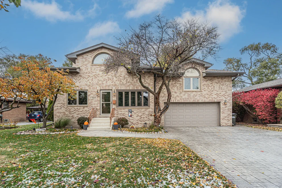 Unit for sale at 6528 Ridge Drive, Chicago Ridge, IL 60415
