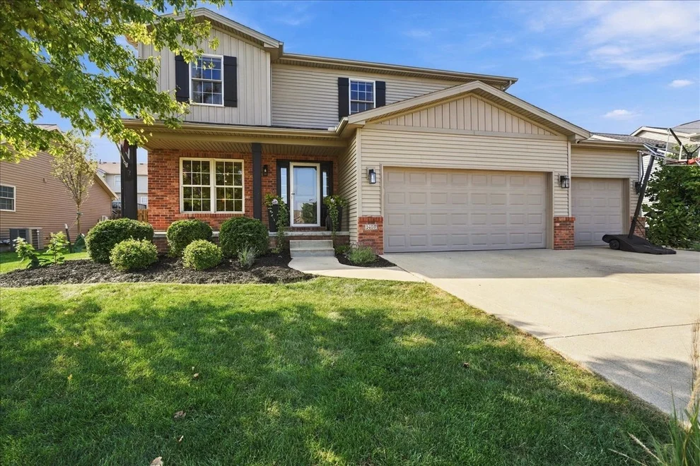 Unit for sale at 1403 Kickapoo Creek Road, Bloomington, IL 61705