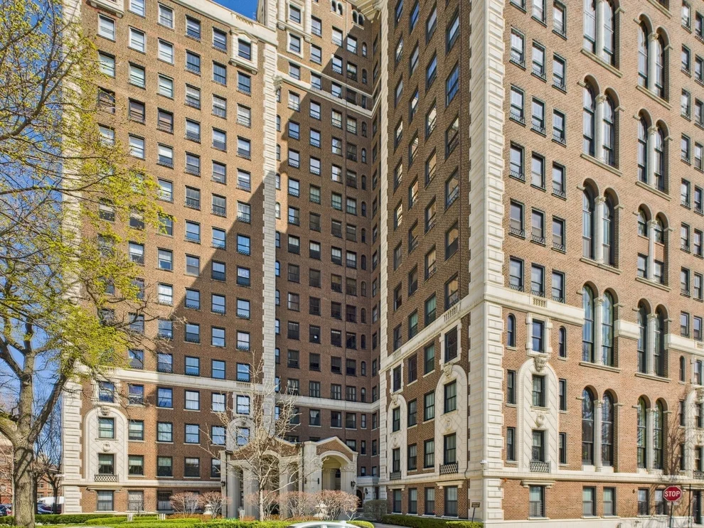 Unit for sale at 5555 S Everett Avenue, Chicago, IL 60637