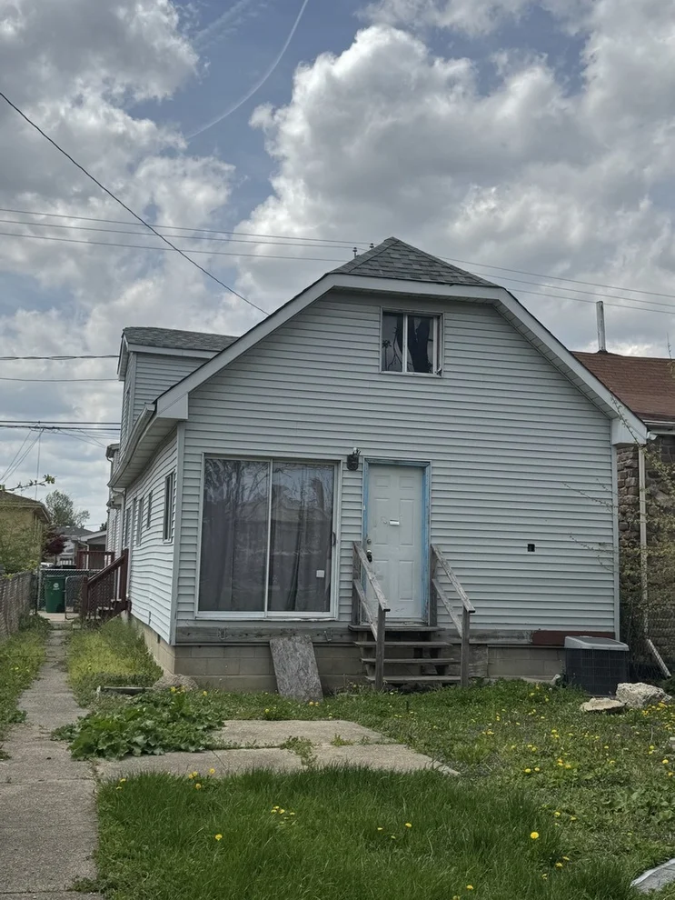 Unit for sale at 4952 S Laramie Avenue, Chicago, IL 60638
