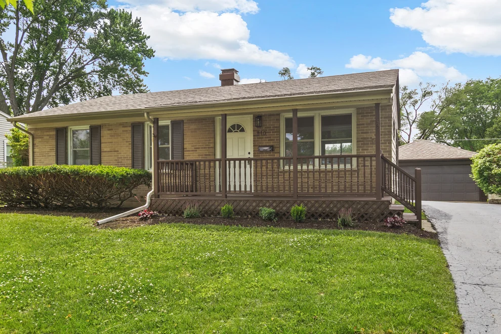 Unit for sale at 310 Rosewood Avenue, Buffalo Grove, IL 60089