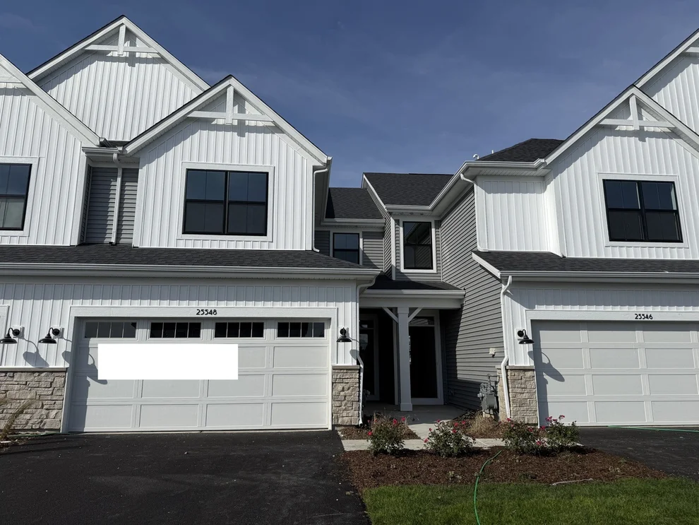 Unit for sale at 25548 W Emory Lane, Plainfield, IL 60544