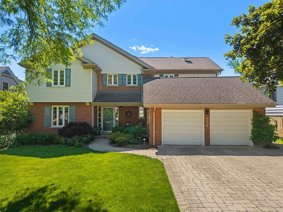 Unit for sale at 9530 Harding Avenue, Evanston, IL 60203