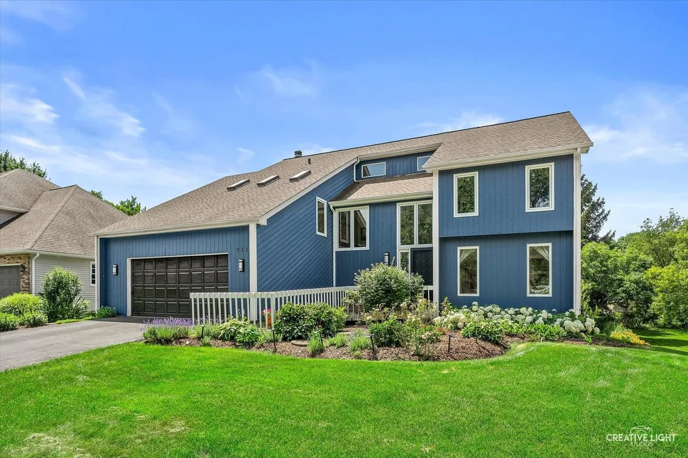 Unit for sale at 933 Stanton Drive, Naperville, IL 60540