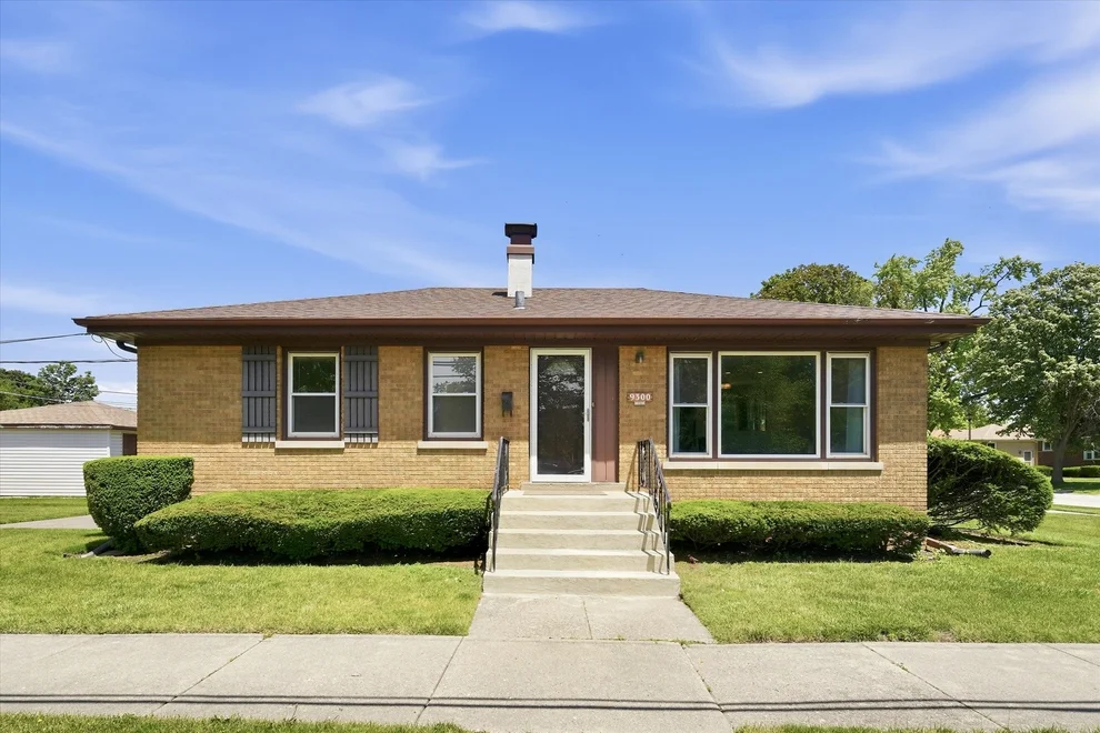 Unit for sale at 9300 Lorel Avenue, Skokie, IL 60077