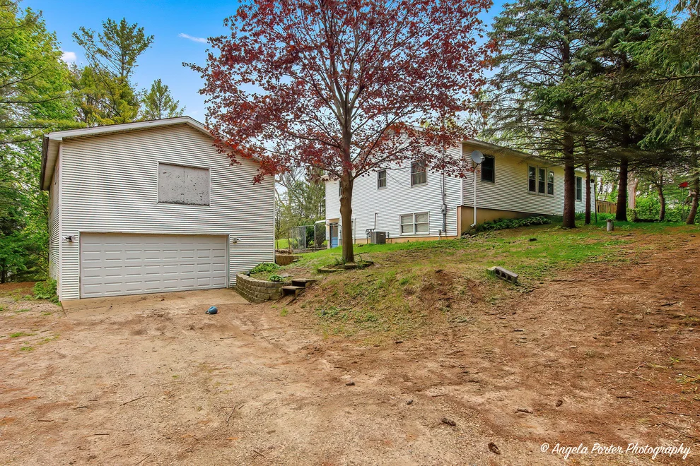 Unit for sale at 27580 W Brandenburg Road, Ingleside, IL 60041