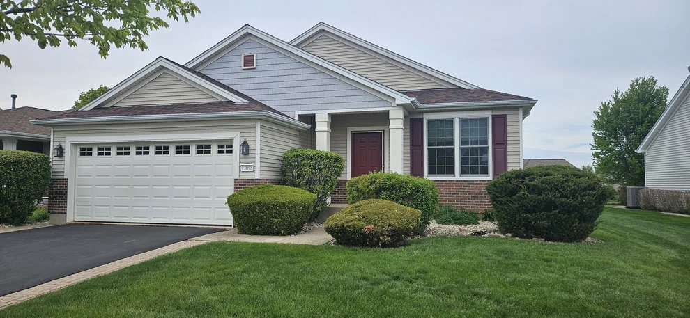Unit for sale at 13098 Stonebridge Lane, Huntley, IL 60142