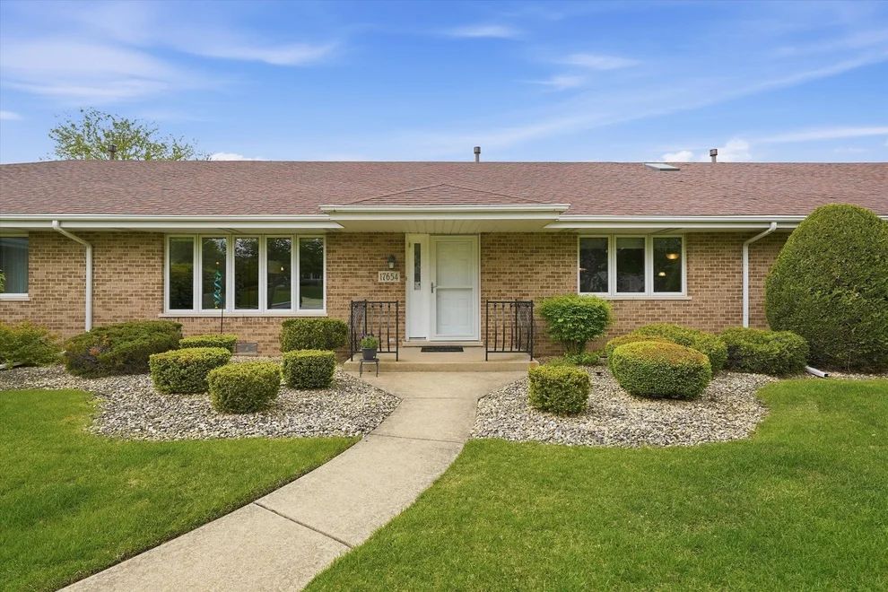 Unit for sale at 17654 Pennsylvania Court, Orland Park, IL 60467