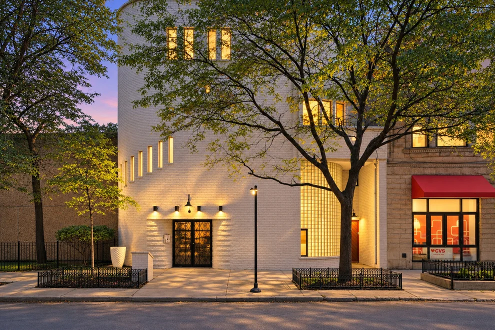 Unit for sale at 1209 N State Parkway, Chicago, IL 60610