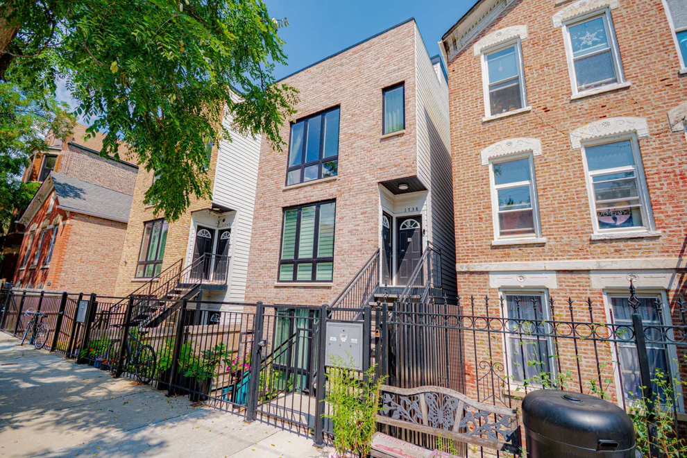 Unit for sale at 1738 W 17th Street, Chicago, IL 60608