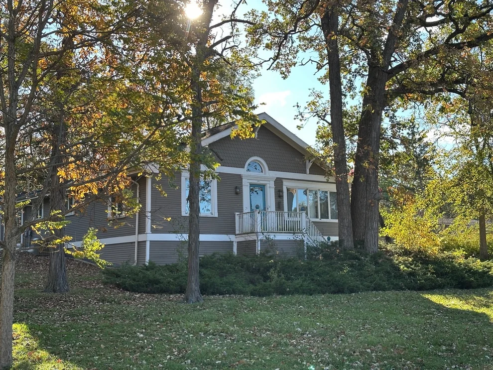 Unit for sale at 263 Biltmore Drive, North Barrington, IL 60010