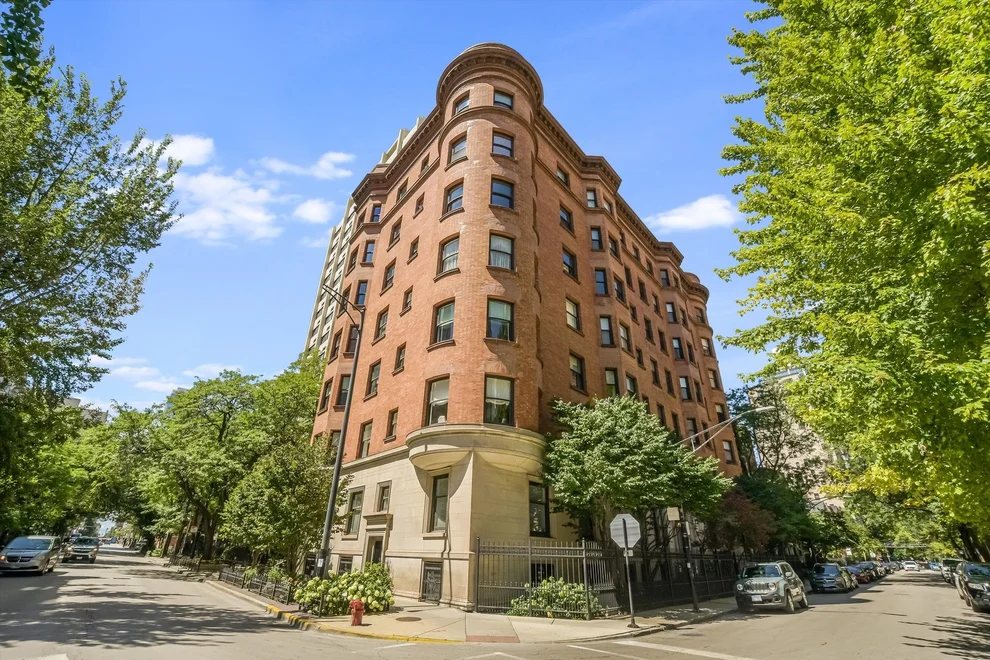 Unit for sale at 1210 N ASTOR Street, Chicago, IL 60610