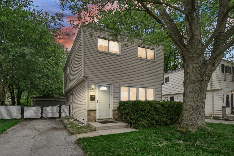 Unit for sale at 16913 Western Avenue, Hazel Crest, IL 60429