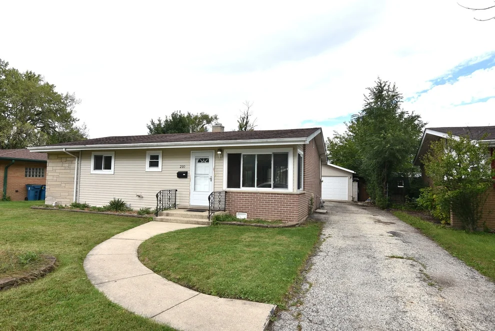 Unit for sale at 210 E MYRICK Avenue, Addison, IL 60101