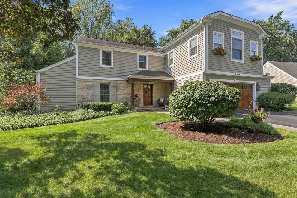 Unit for sale at 2068 N Butternut Lane, Northbrook, IL 60062
