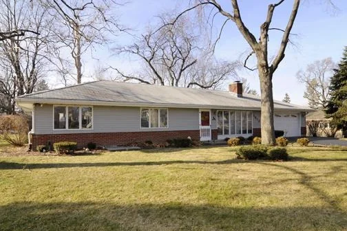 Unit for sale at 1612 N Washington Street, WHEATON, IL 60187