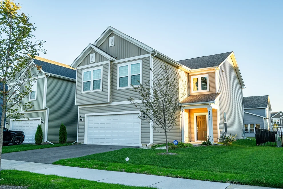 Unit for sale at 2544 Talishot Road, Naperville, IL 60564