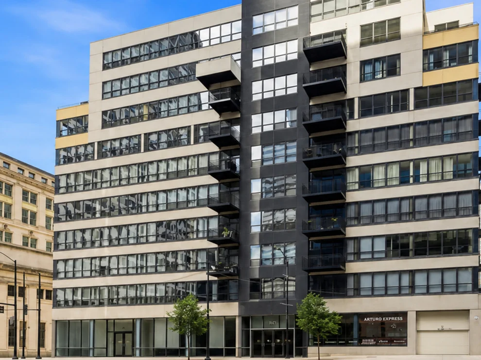 Unit for sale at 130 S Canal Street, Chicago, IL 60606