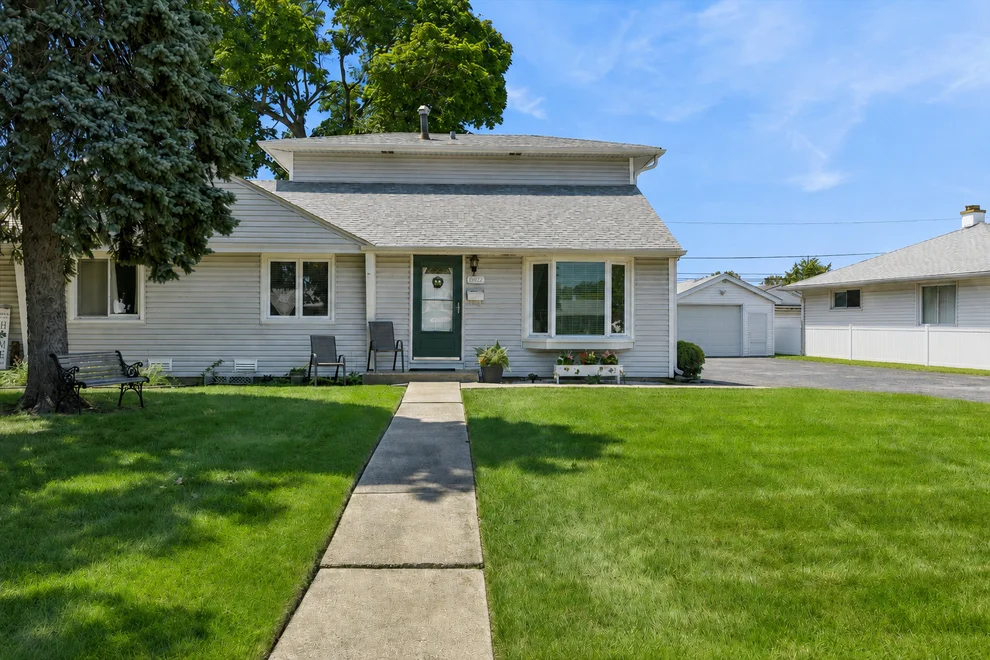 Unit for sale at 4571 W 88th Street, Hometown, IL 60456