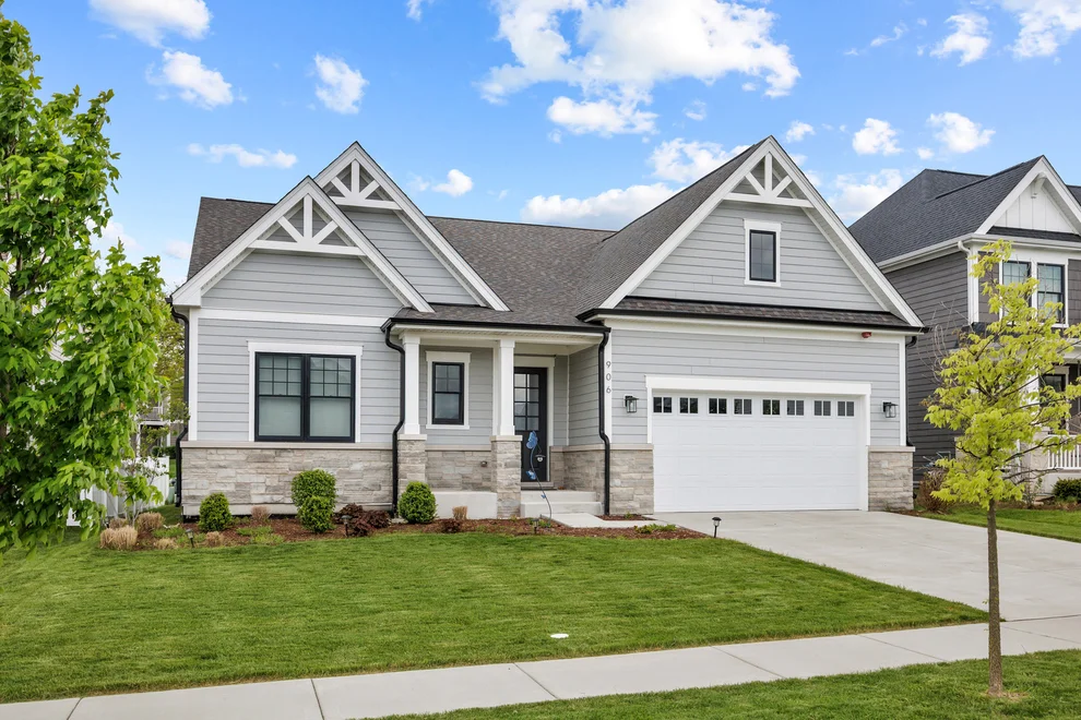 Unit for sale at 906 Cartwright Lane, Schaumburg, IL 60193