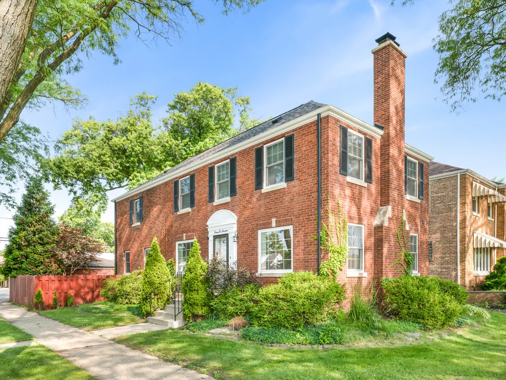 Unit for sale at 7500 W Wabansia Avenue, Elmwood Park, IL 60707