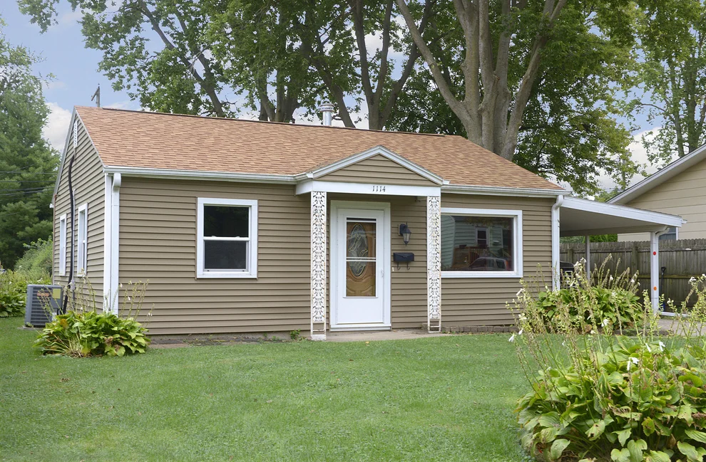 Unit for sale at 1114 Bergen Avenue, Ottawa, IL 61350