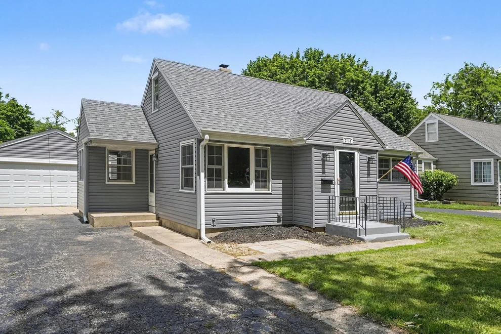 Unit for sale at 214 Pearl Street, Cary, IL 60013