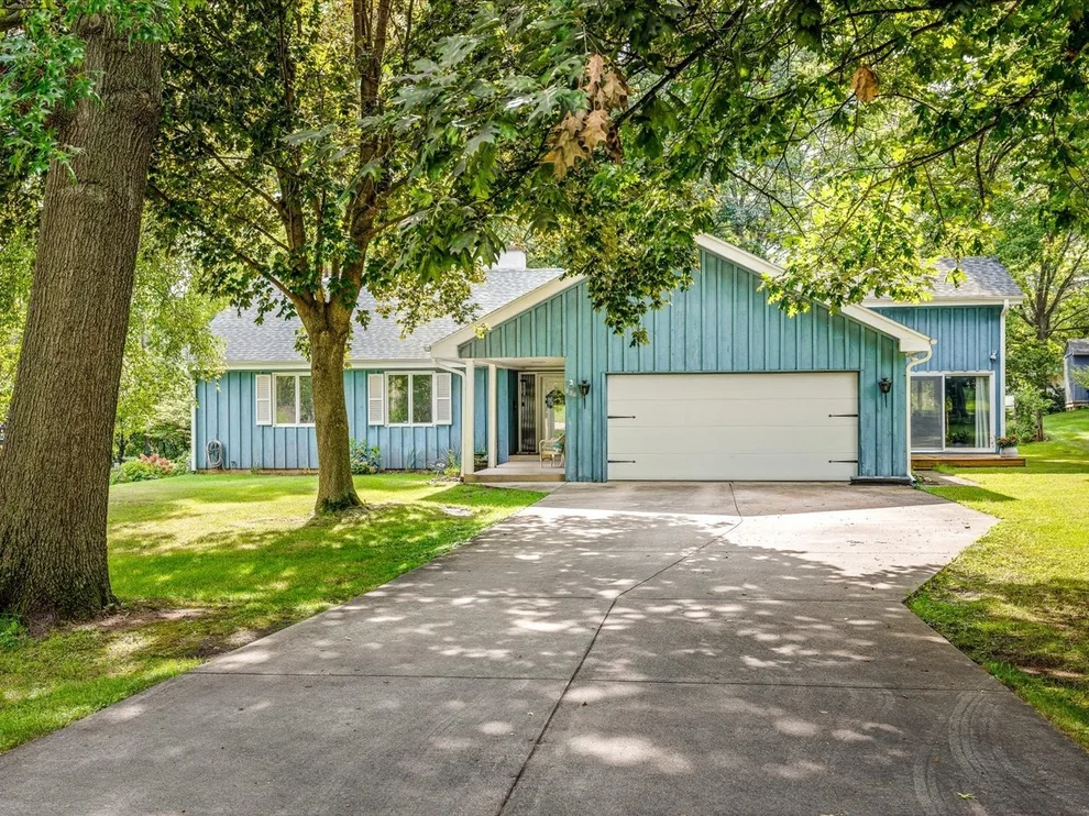 Unit for sale at 650 Coolidge Place, Rockford, IL 61107