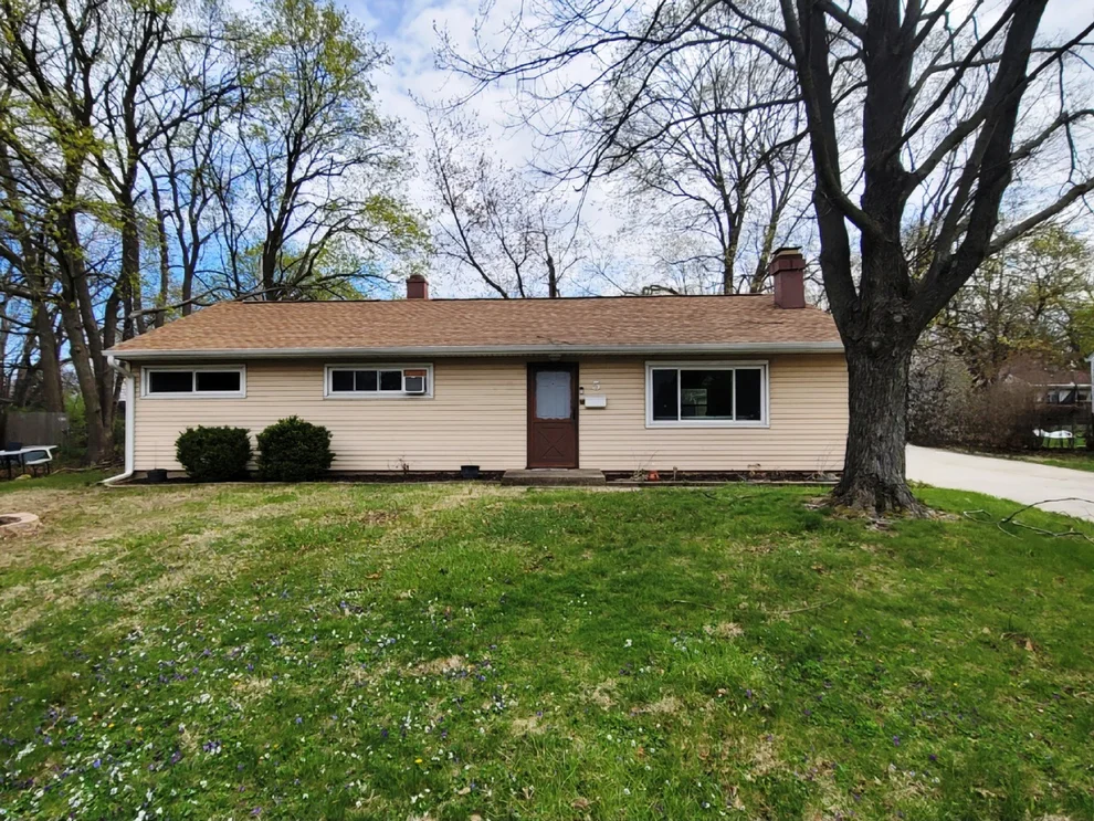 Unit for sale at 5 Penn Court, Urbana, IL 61801