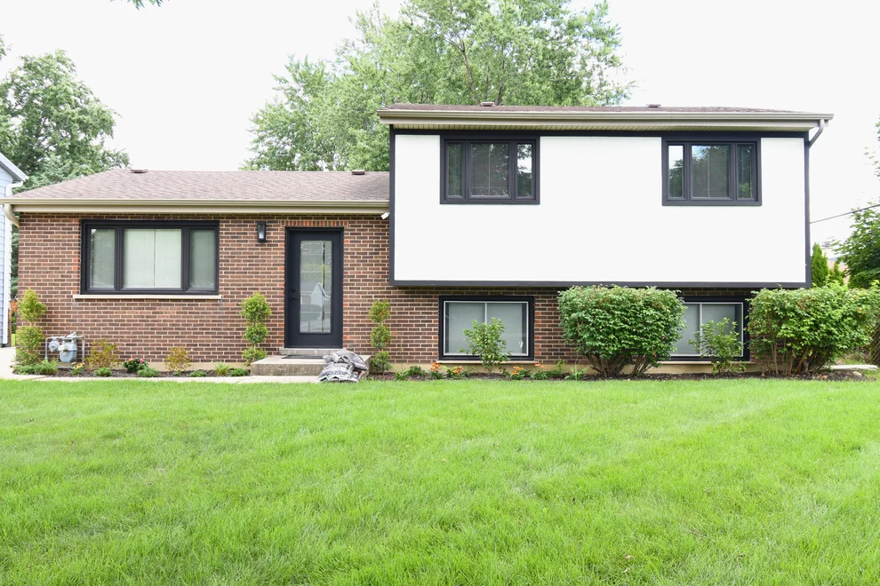 Unit for sale at 515 N La Londe Avenue, Lombard, IL 60148