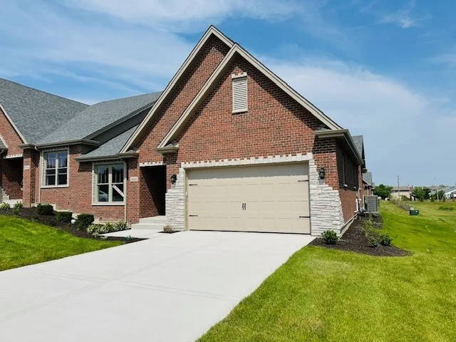Unit for sale at 19503 FOXFORD Lane, Mokena, IL 60448