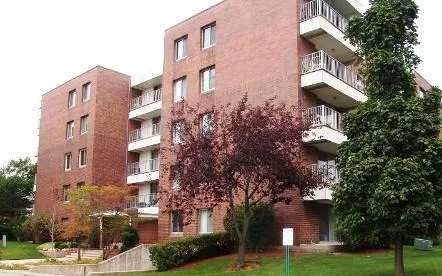 Unit for sale at 4000 TRIUMVERA Drive, GLENVIEW, IL 60025