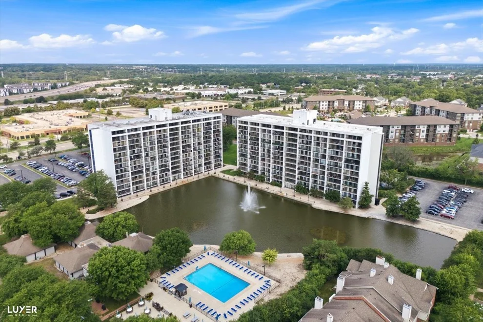 Unit for sale at 2005 S Finley Road, Lombard, IL 60148