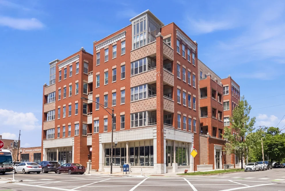 Unit for sale at 2700 W Belmont Avenue, Chicago, IL 60618