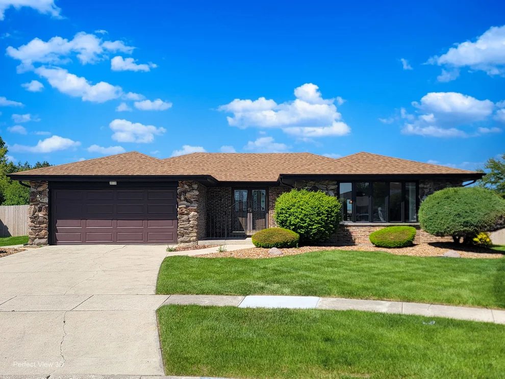 Unit for sale at 15110 HOLLYHOCK Court, Orland Park, IL 60462