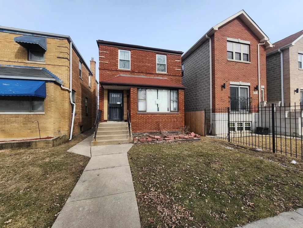 Unit for sale at 420 W 98TH Street, Chicago, IL 60628