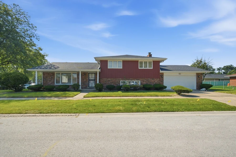 Unit for sale at 1103 E 166th Place, South Holland, IL 60473