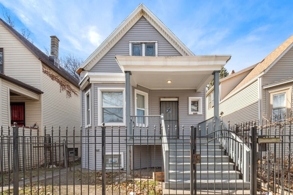 Unit for sale at 1114 N Waller Avenue, Chicago, IL 60651