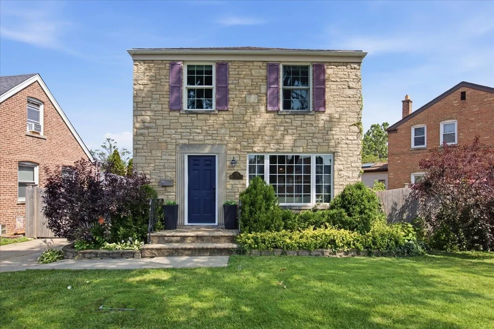 Unit for sale at 7734 W Glenlake Avenue, Chicago, IL 60631