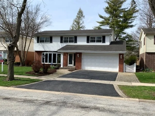 Unit for sale at 1312 Granville Avenue, Park Ridge, IL 60068