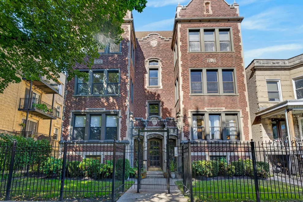 Unit for sale at 1252 W Winona Street, Chicago, IL 60640