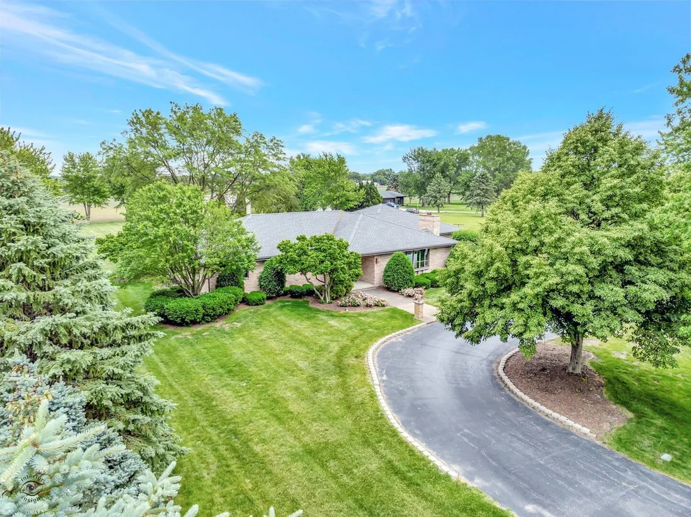 Unit for sale at 29285 S 80TH Avenue, Peotone, IL 60468